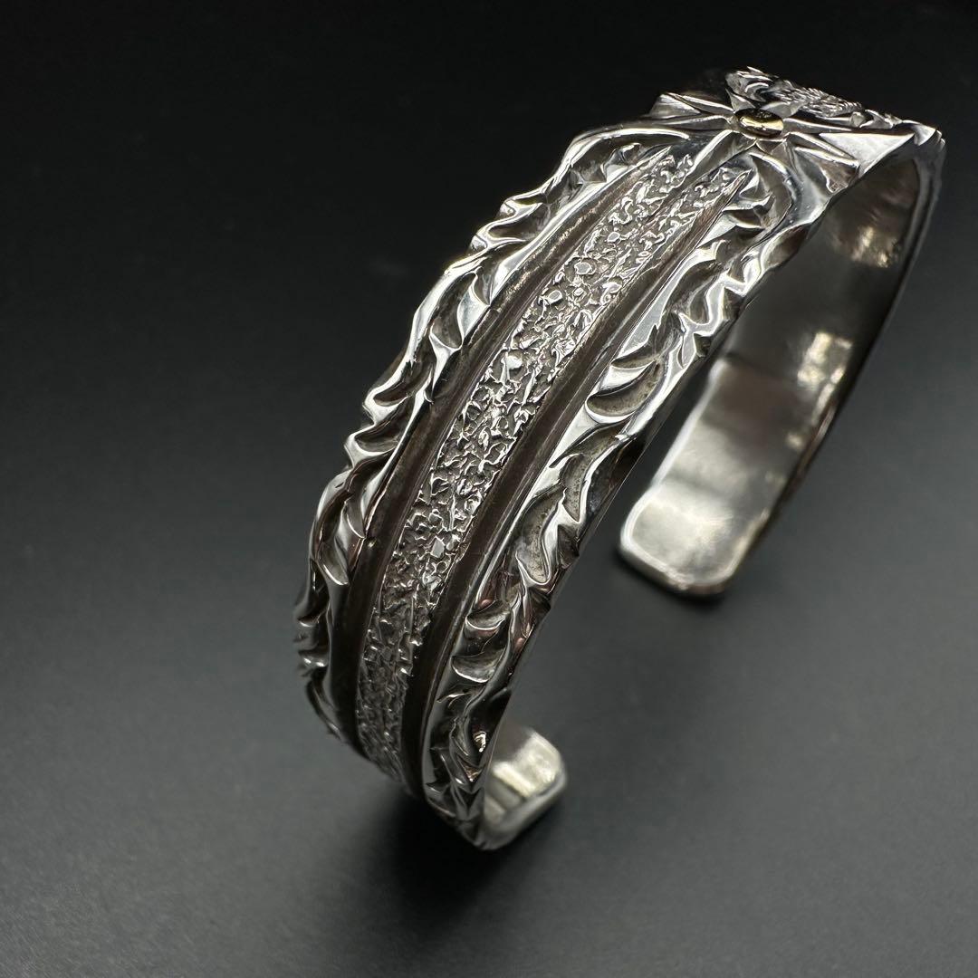 美品】BIG HAND 2023 サン&テクスチャー バングル - メルカリ