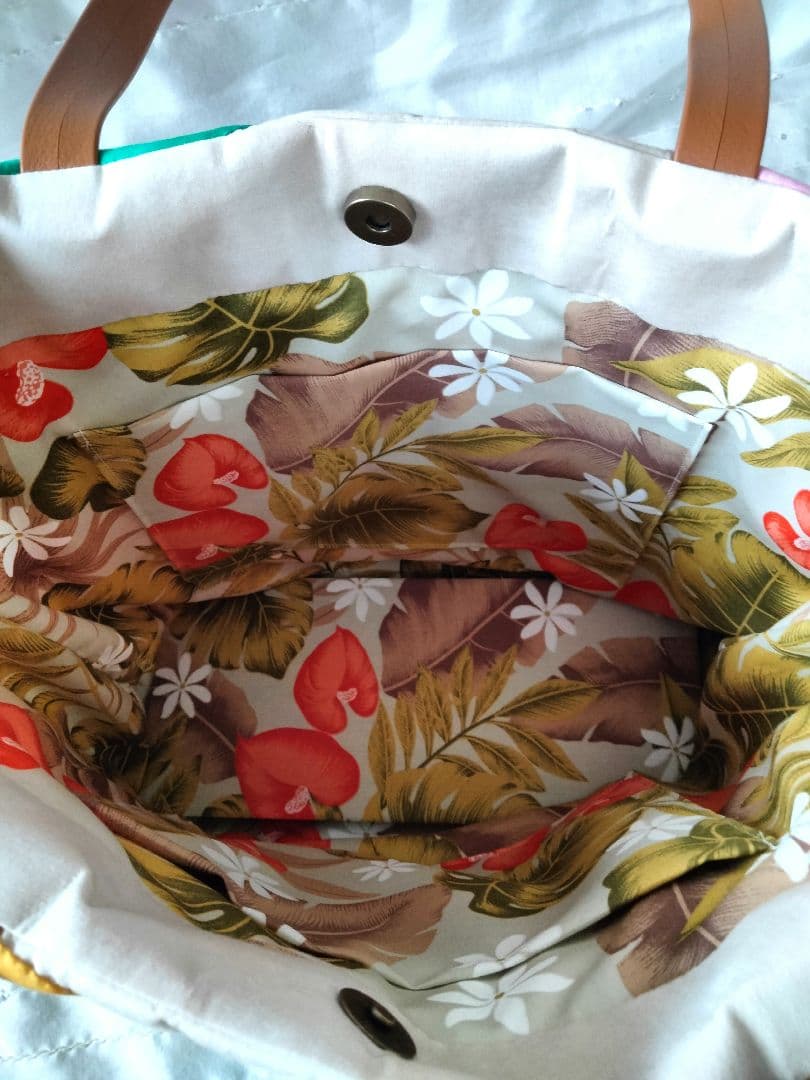 ☆280.ハワイアンキルト・バッグ・ハイビスカス＆モンステラ - メルカリ