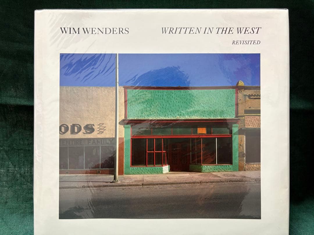 アート・デザイン・音楽 Wim Wenders Written In The West Wim Wenders: WRITTEN IN THE WEST *hardcoverヴィム・ヴェンダース