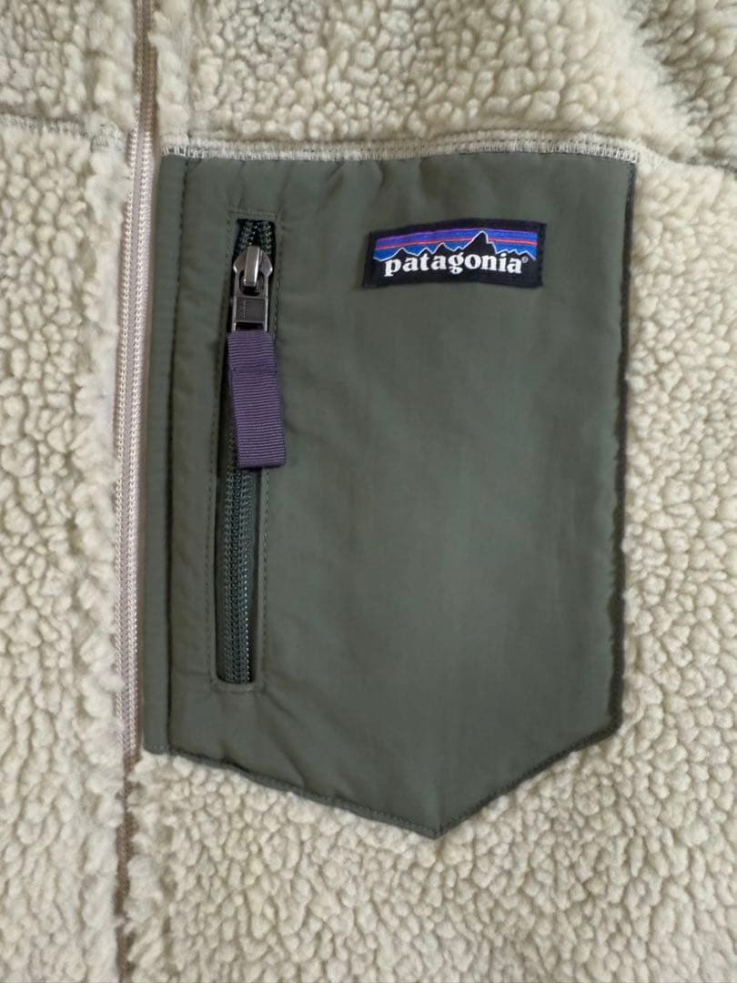 patagonia フリースベスト Sサイズ クリーム&グリーン 美品 数回着用