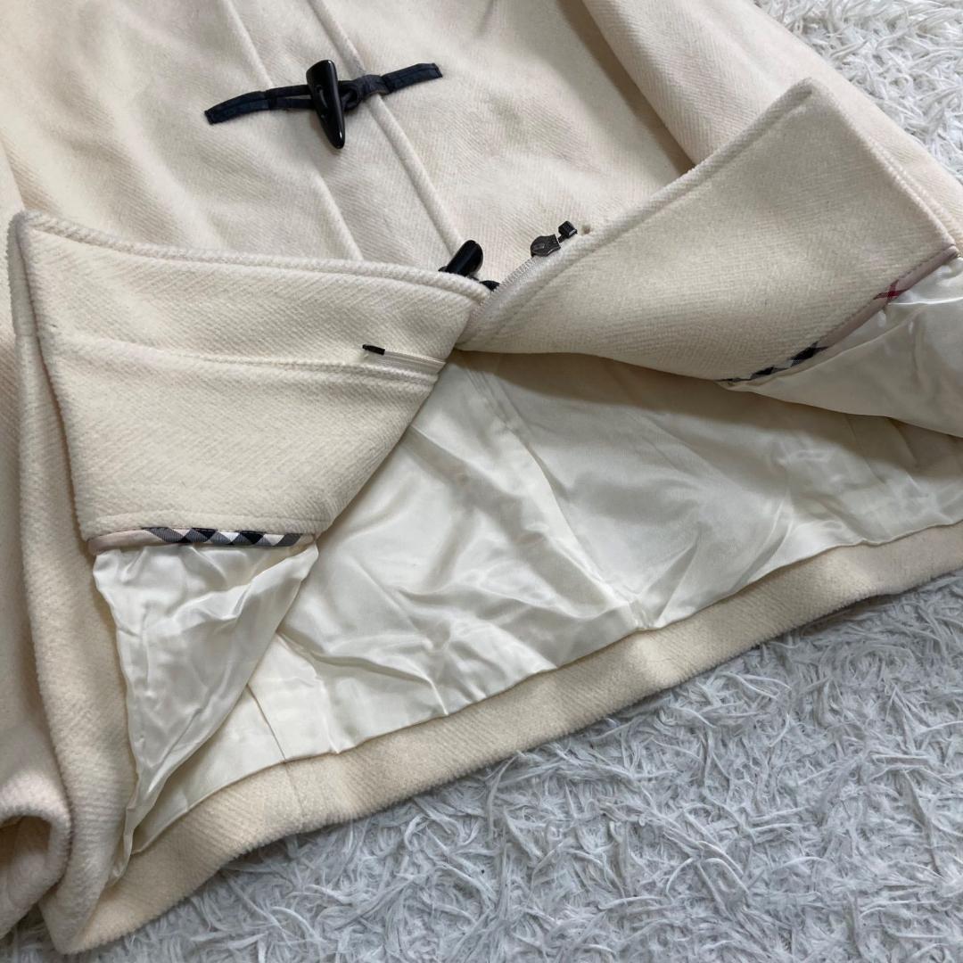 美品✨バーバリーロンドン ダッフルコート フード付 白 ホワイト 40 L