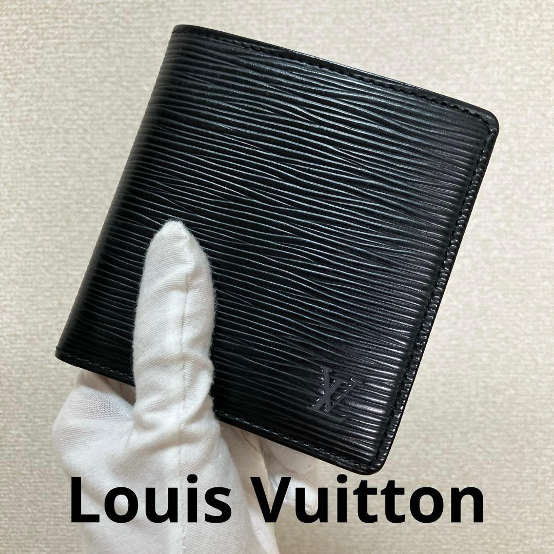 ヴィトン　ポルトビエ 6 カルトクレディ カードケース 二つ折り　エピ　ノアール LOUIS VUITTON ルイヴィトン スーパーコピー エピ LV 財布 二つ折り