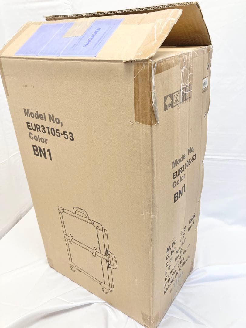 未使用品】平成仮面ライダー20作品記念 キャスター付きトランク スーツ