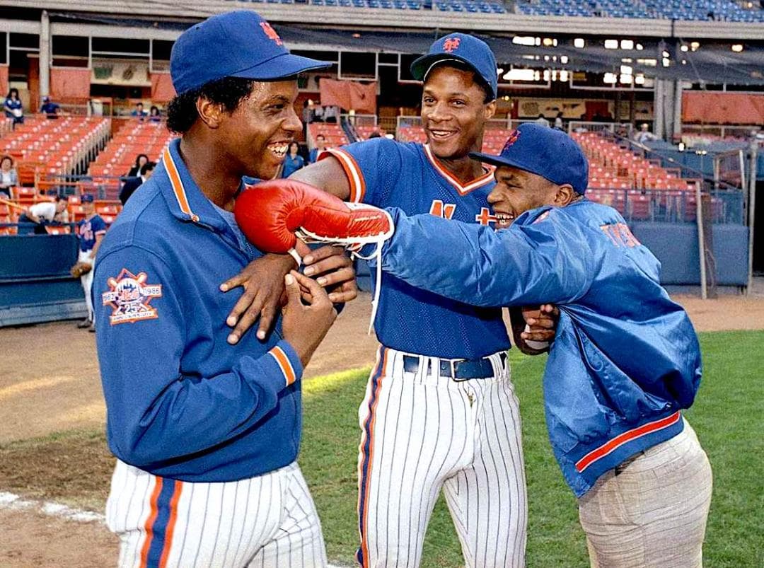 マイクタイソン グッデン ストロベリー 直筆サイン 大型フォトフレーム