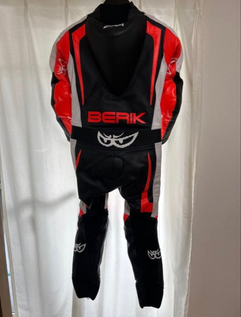 ベリック レーシングスーツ 革ツナギ サイズ 48 - メルカリ