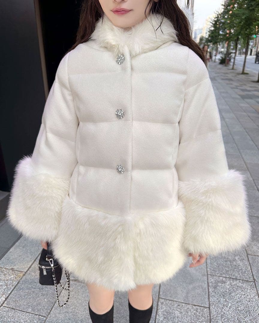 新品タグ付き Rady ファーフーディファイバーダウン オフホワイト S