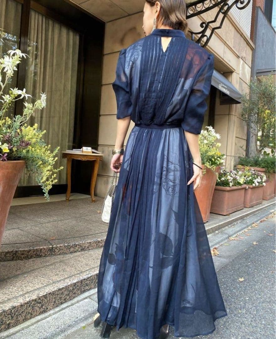 Ameri VINTAGE ELLA VEIL DRESSネイビーM 花柄ロング