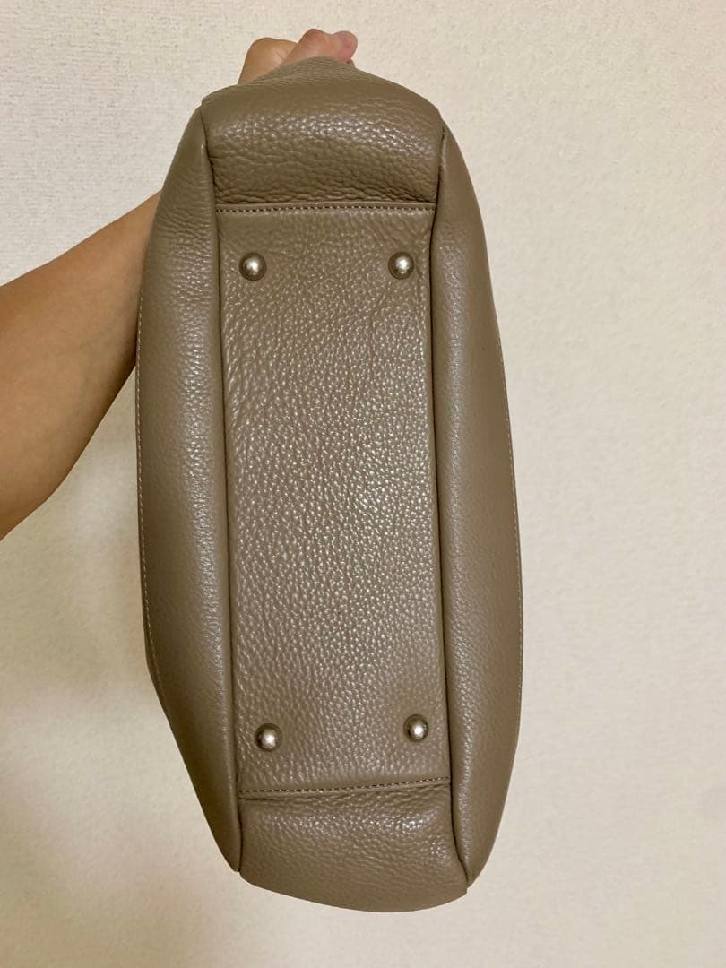 ペッレモルビダ　　ユニセックス　ザ・ロウ好きに