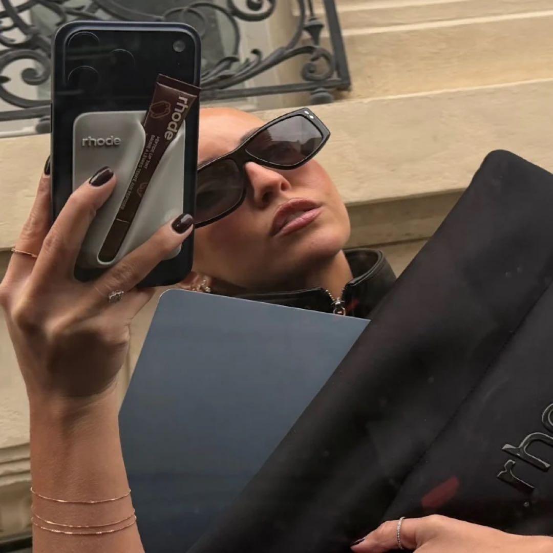 ラスト3点 公式購入 rhode snap-on lip case 黒 - メルカリ