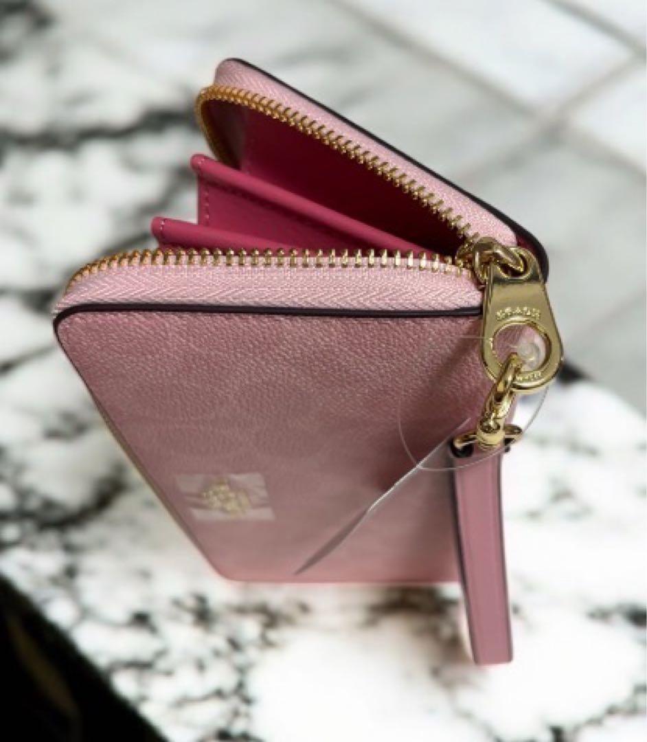 《新品》COACH 長財布ピンク《新品》