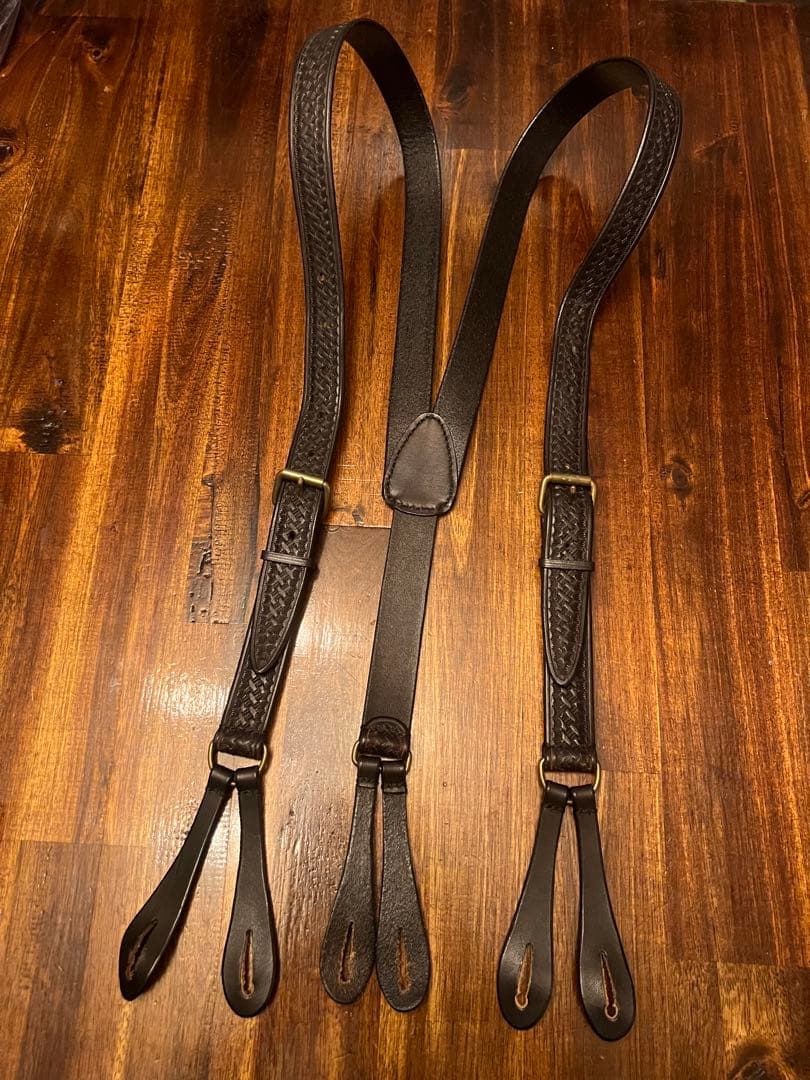 グロックレザー オールレザー カービングデザイン　サスペンダー 手染めレザーサスペンダー｜オールレザー｜ミュージアムカーフ使用