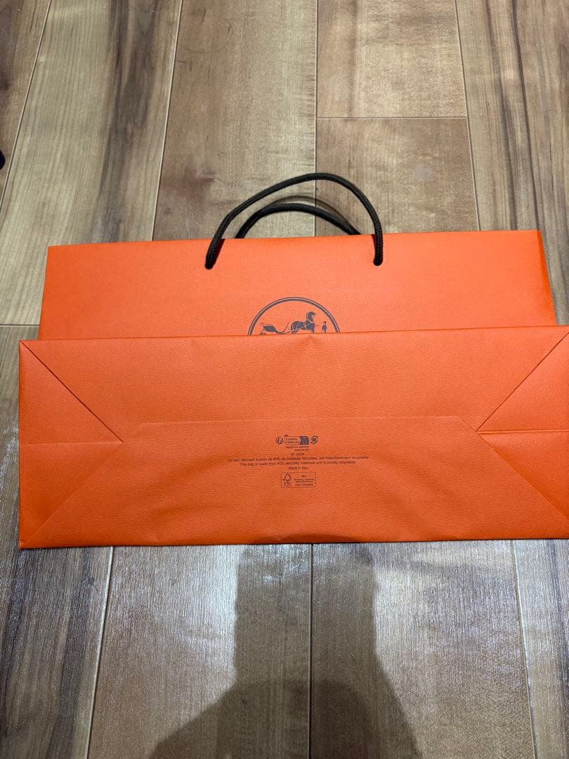 HERMÈS エルメス 紙袋 リボン 空箱 巾着 試供品 香水4本セット - メルカリ