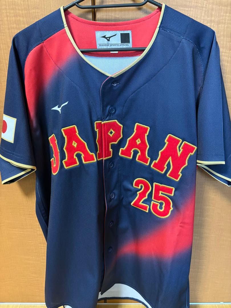 即日発送！WBC2026 岡本和真選手レプリカユニホーム Mサイズ - メルカリ