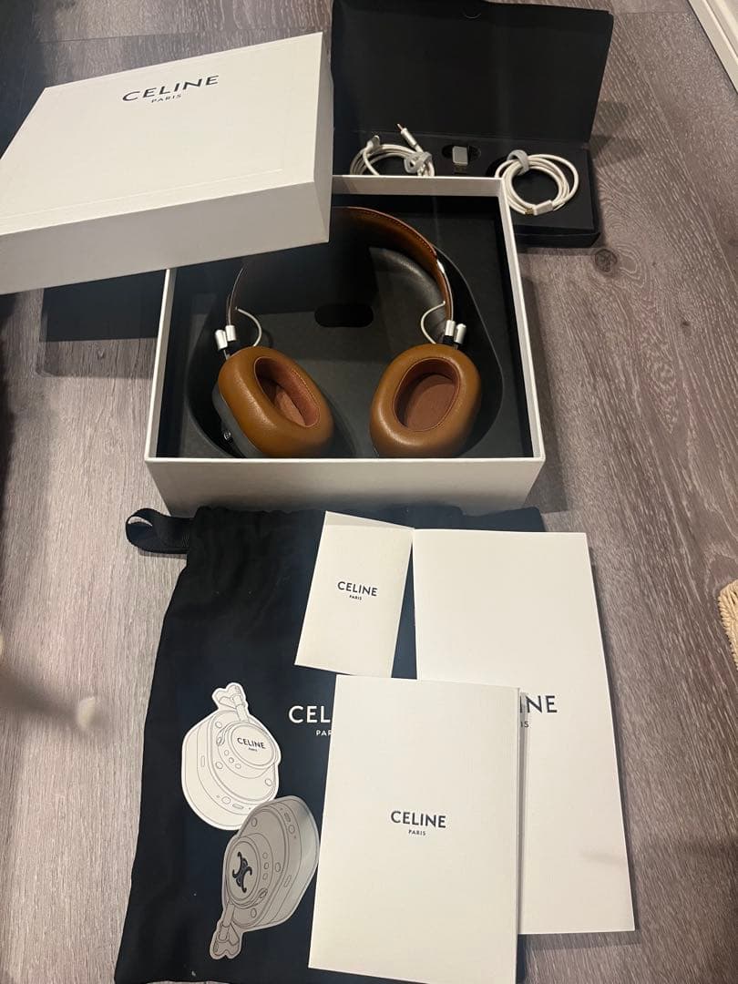 CELINE×MASTER & DYNAMIC ヘッドフォン ヘッドホン セリーヌ×マスター アンド ダイナミックのワイヤレスヘッドフォン