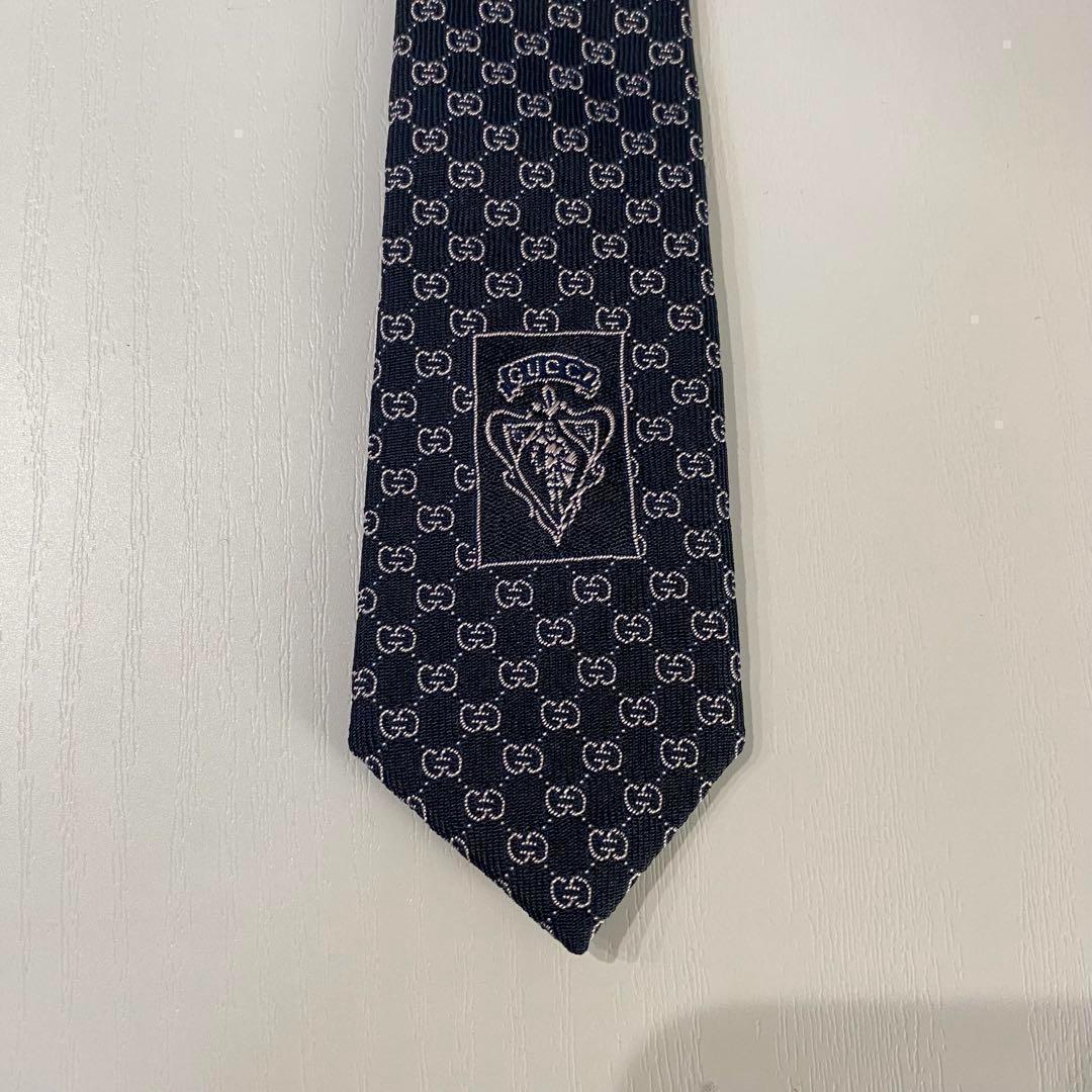 GUCCI グッチ ネクタイ GGロゴ シルク100% イタリア製 ネイビー - メルカリ