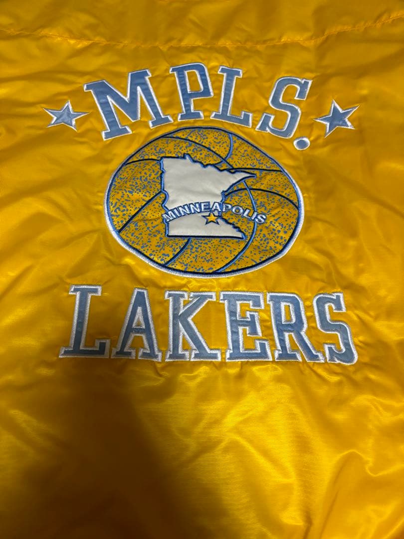 希少！NBA MPLS LAKERS ミネアポリス レイカーズ スタジャン - メルカリ