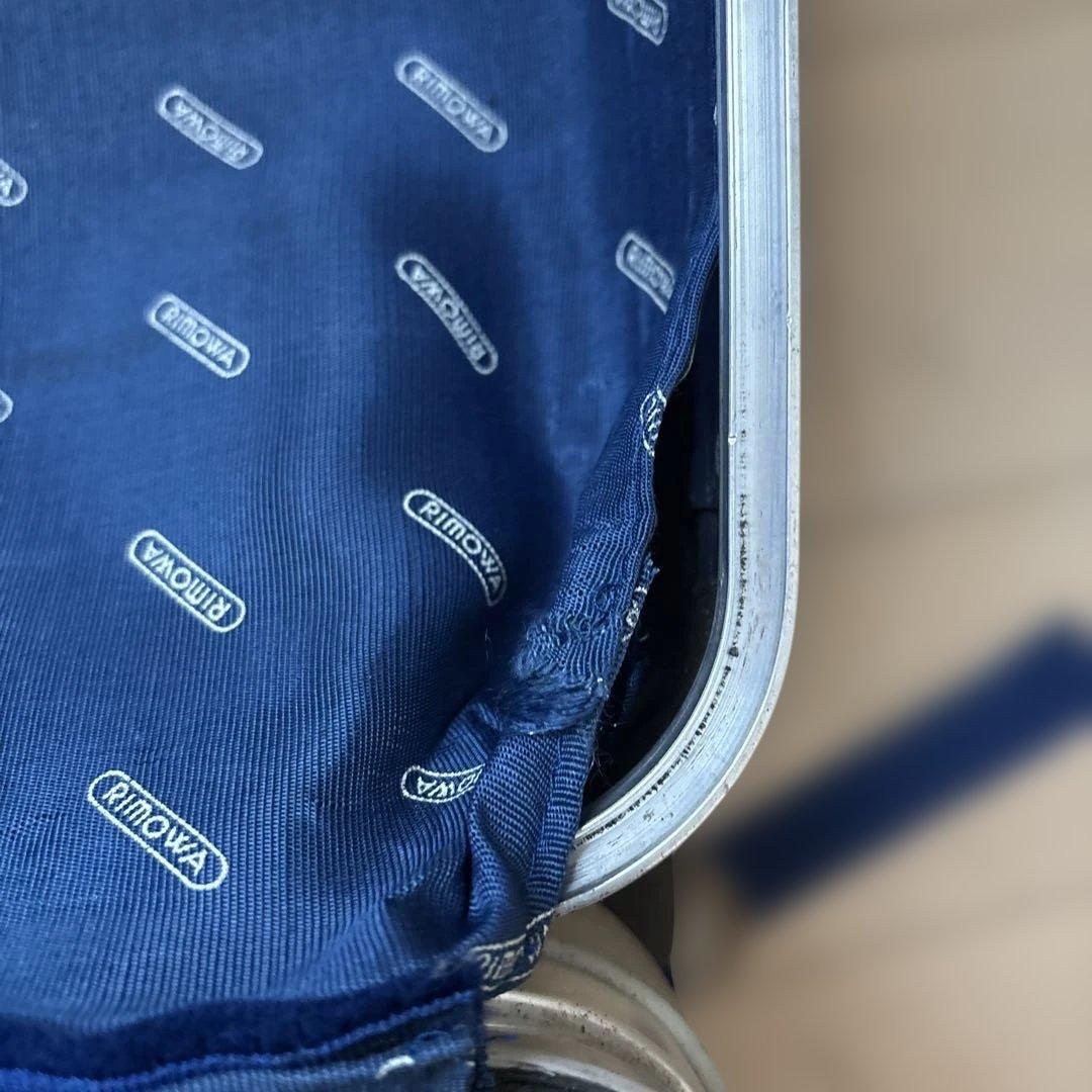 コ*グ様 希少 RIMOWA リモワ トパーズ キャビントローリー 青ロゴ2輪