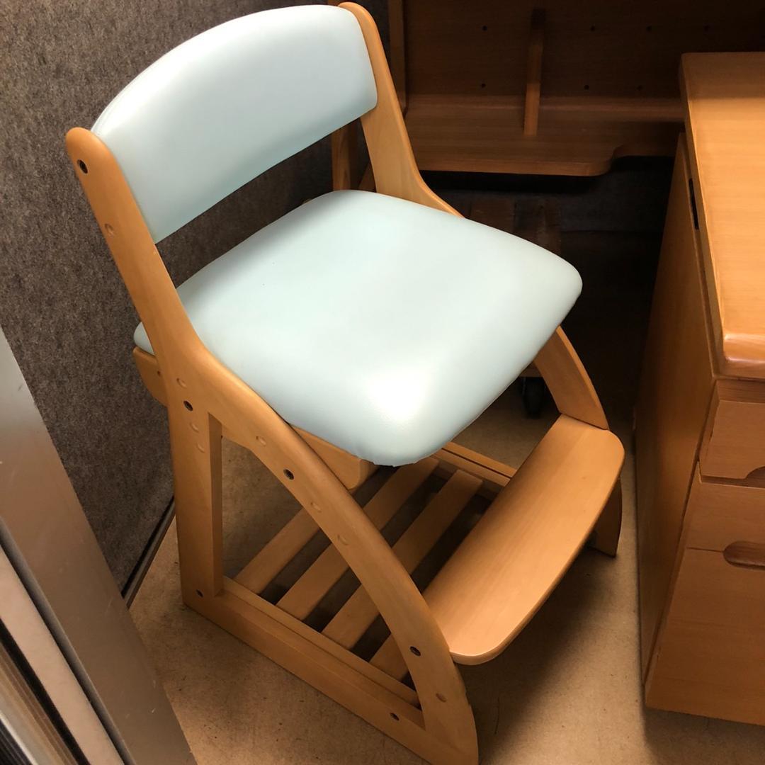 美品 大塚 OTSUKA 学習机、椅子、デスクライトセット - メルカリ