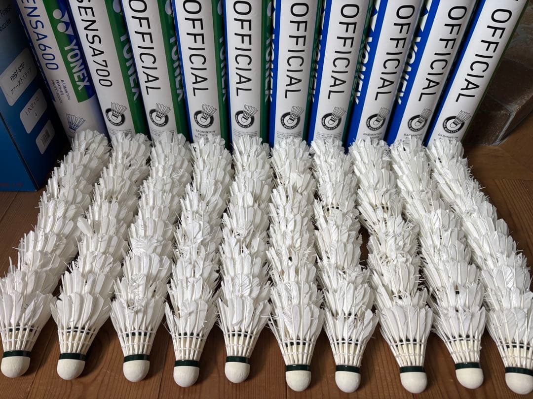 YONEX ニューオフィシャル&エアロセンサ500、600、700 120個4番 - メルカリ