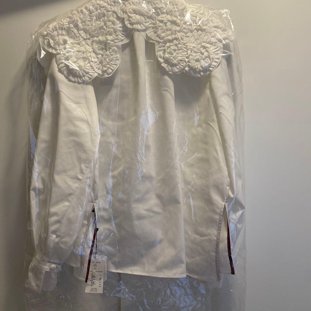 ファミリア コラボyori shirocon ホイップカラーブラウス 36ヨリ