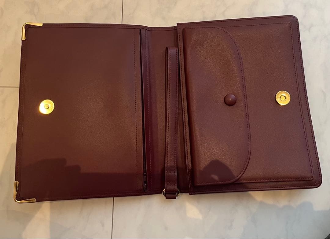 Cartier⭐︎バーガンディレザー クラッチバッグ - メルカリ