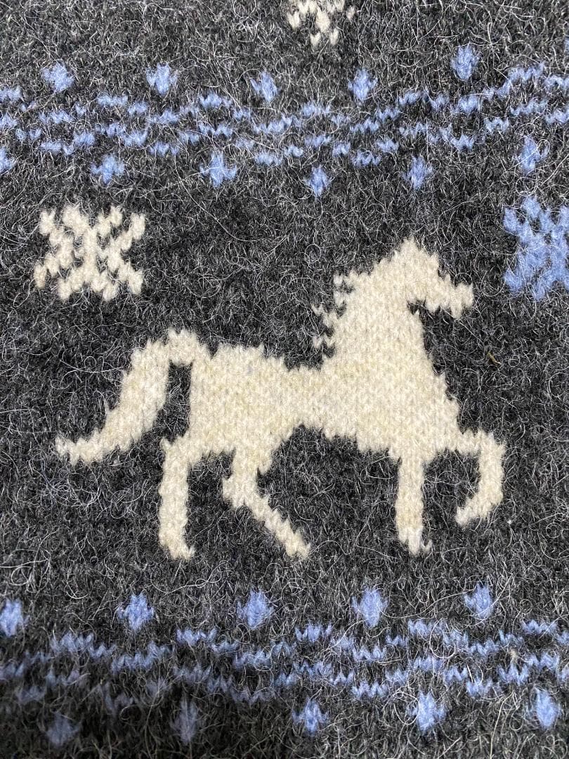 新品 ZARA ジャカードニットボタンカーディガン M 馬柄セーター - メルカリ