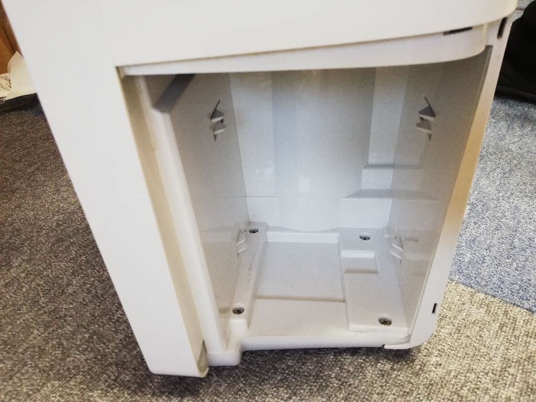 シャープ 衣類乾燥機 除湿機 7.1L 8畳 CV-N71-W