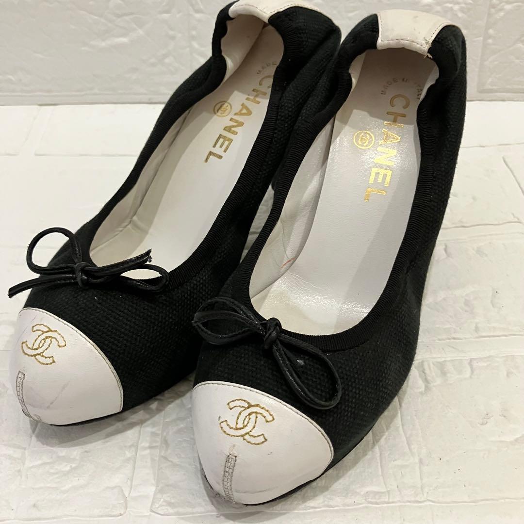 シャネル ココマーク 23.5cm パンプス バイカラー 黒 白 リボン - メルカリ