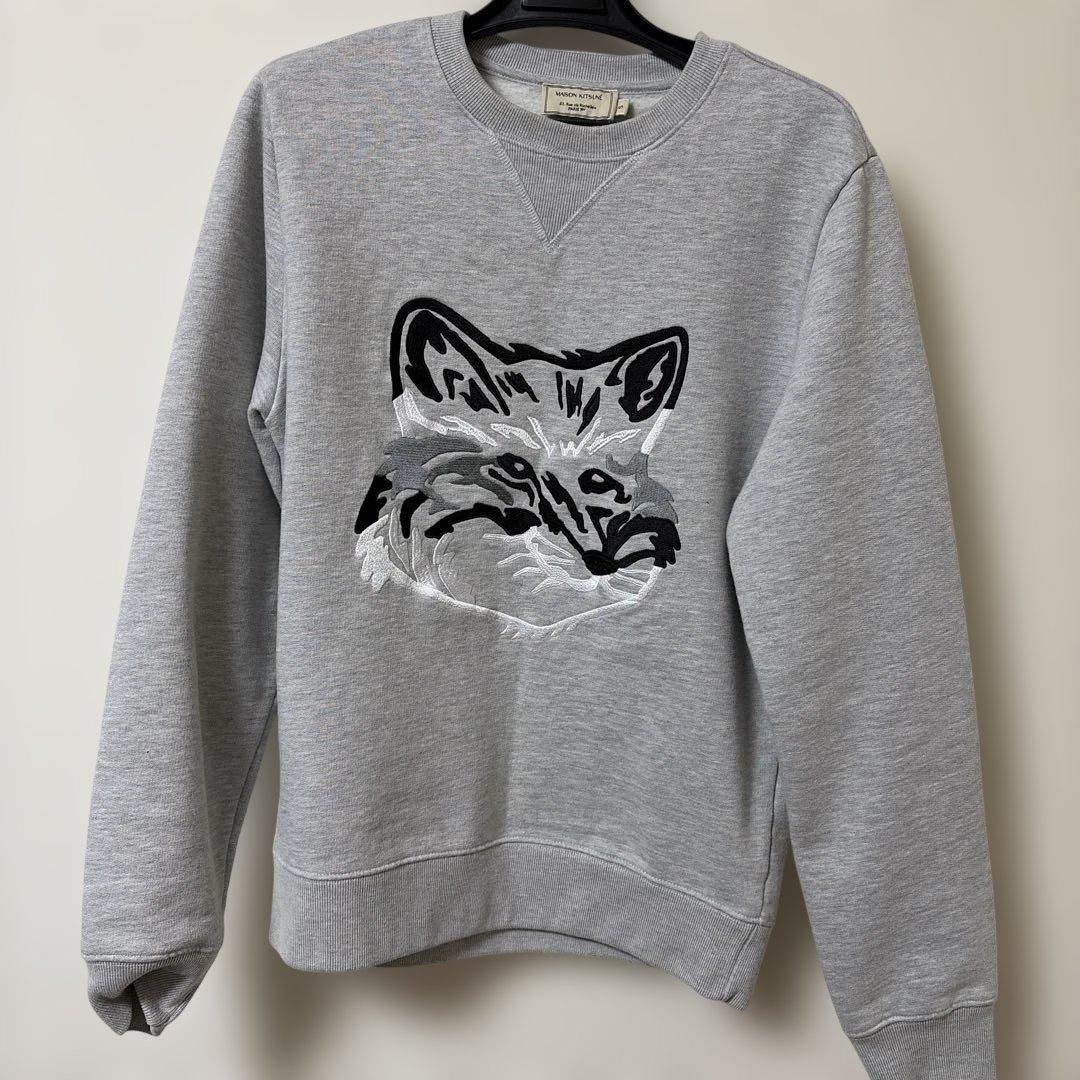 Maisonキツネ MAISON KITSUNE（メゾン キツネ） スウェットシャツ SPEEDY FOX PATCH
