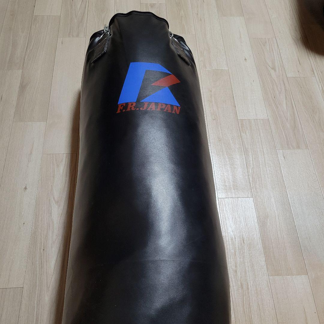 送料込み　美品　サンドバッグ　40キロ　　黒　吊り下げ Amazon.co.jp: ファイティングロード(FIGHTINGROAD) 日本製 サンド