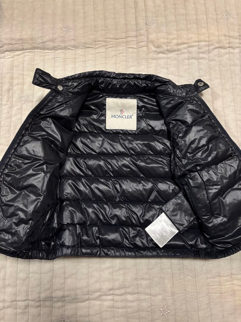 限定価格★MONCLER★薄手黒ダウンジャケット《18-24M/86》