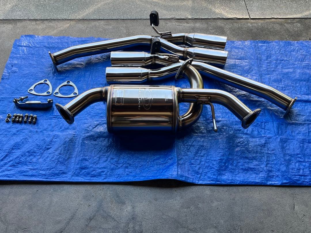 ヴォクシー ノア 80系 ガナドール 4本出し PAE-055 PAE-055ST | GANADOR