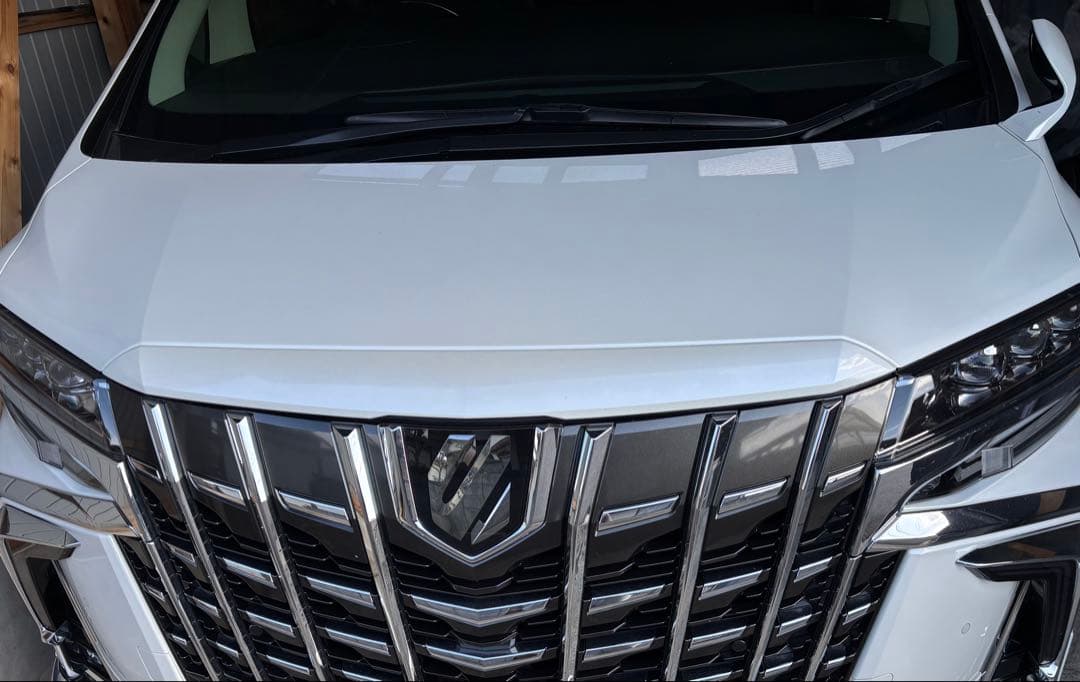 アルファード30系後期フードトップモール 純正色 070パールホワイト