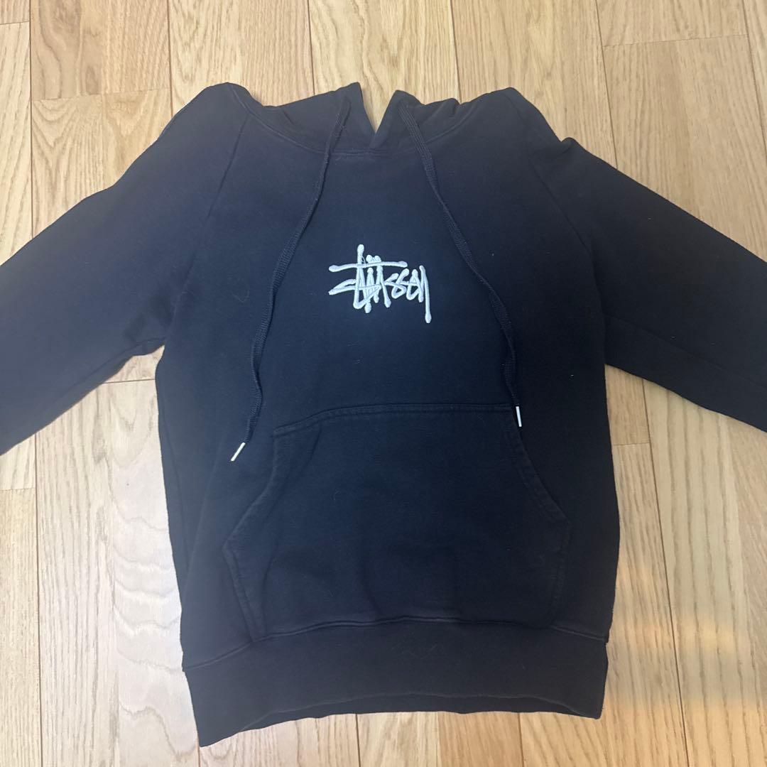 Stussy ブラック パーカー M - メルカリ