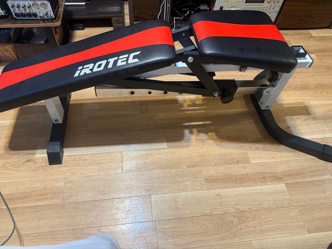 引取りの方は300円で購入出来ます★アイロテックトレーニングベンチ 楽天市場】IROTEC（アイロテック）マルチパフォーマンスウエイトベンチ
