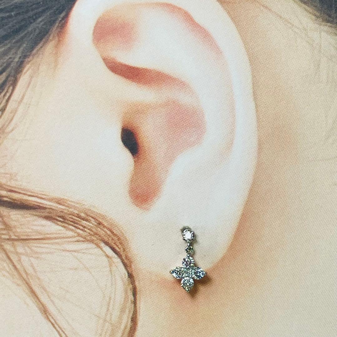 K18WG ダイヤモンド ピアス D: 0.50ct
