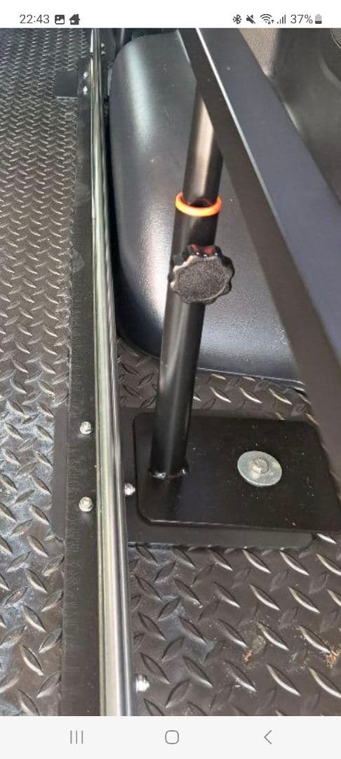 ハイエース スライドフロアレール枠1830 キット ブラック引手ポール付