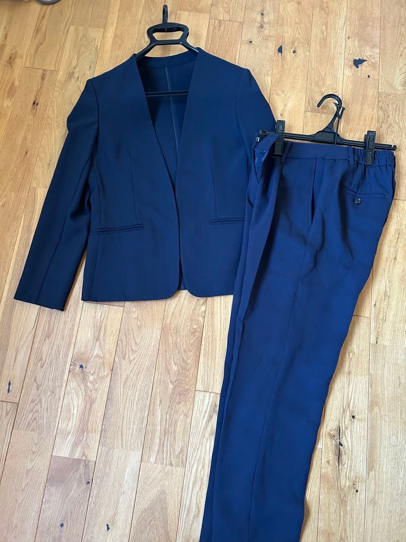 PLST ネイビー パンツスーツ上下 - メルカリ