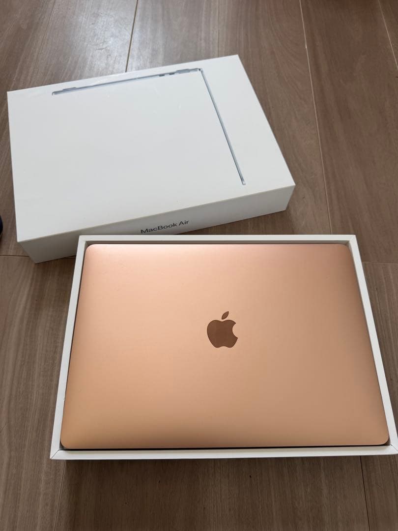 MacBook Air ゴールド(M1、2020)8GB 512GB Amazon.co.jp: 【整備済み品】 Apple MacBook Air M1 2020(13インチAir