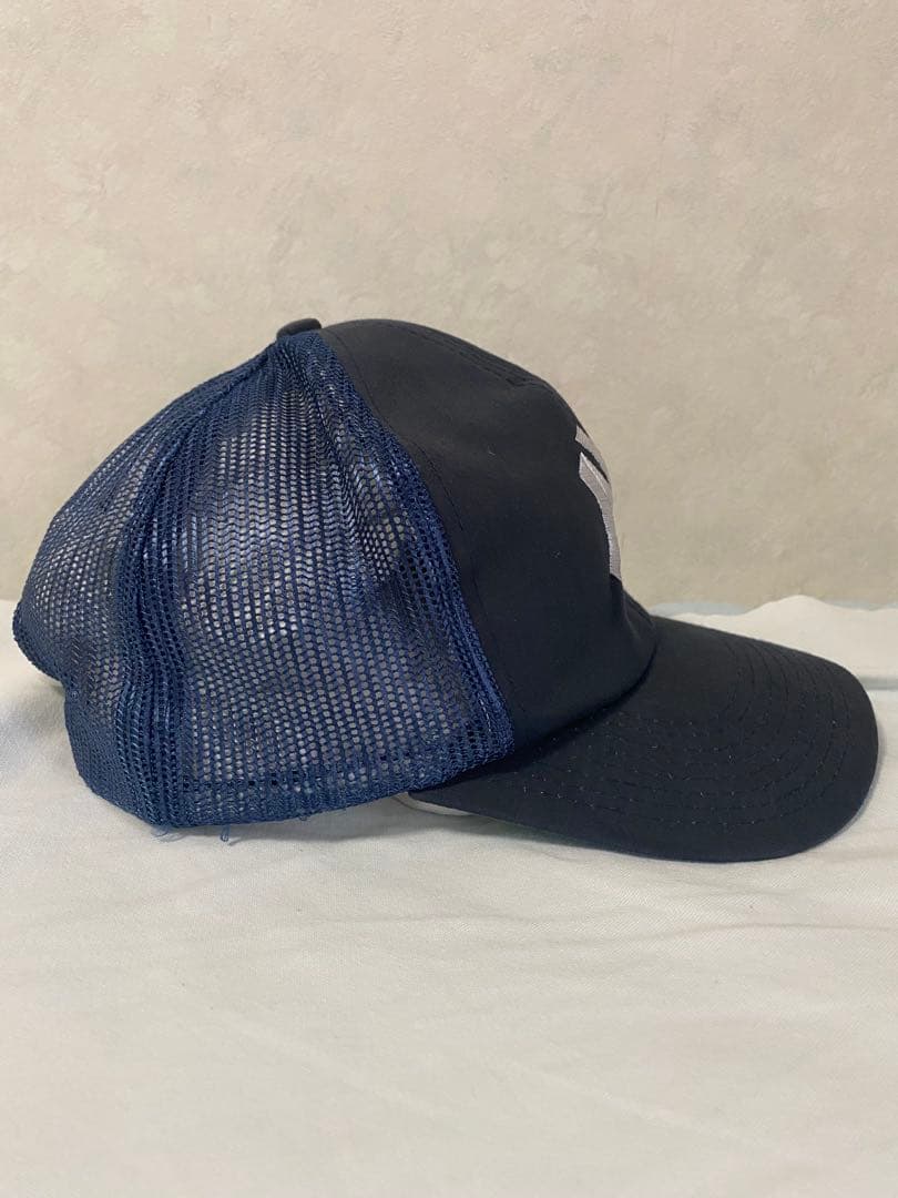 超希少】 90s TWINS ヤンキース メッシュキャップ つば裏緑 - メルカリ