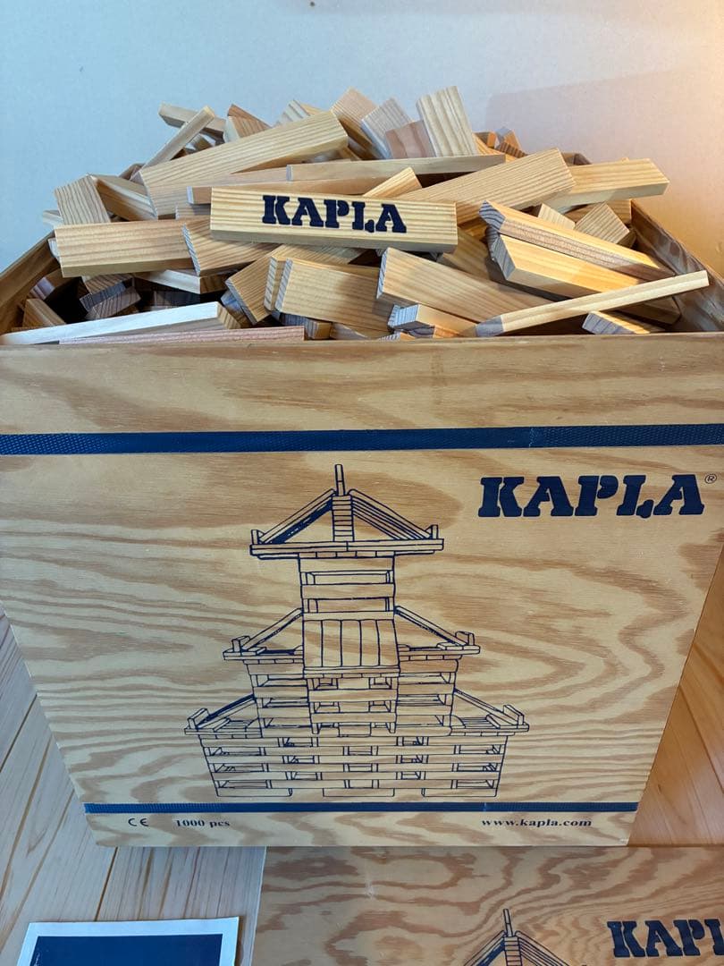 林様専用 KAPLA 1000 木製積み木セット 収納ボックス付き - メルカリ