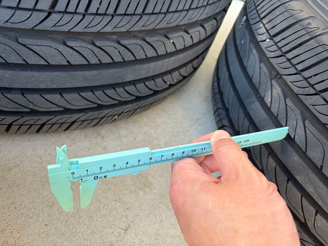 ハイペリオン CVX 19インチ 8.5J オフ+35 PCD114.3タイヤ付