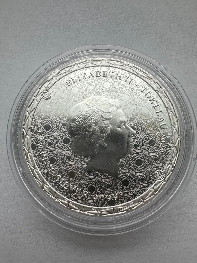 純銀 1OZ 9999純銀 カナダ銀貨 ニュージーランド 銀貨 銀貨2枚希少本物