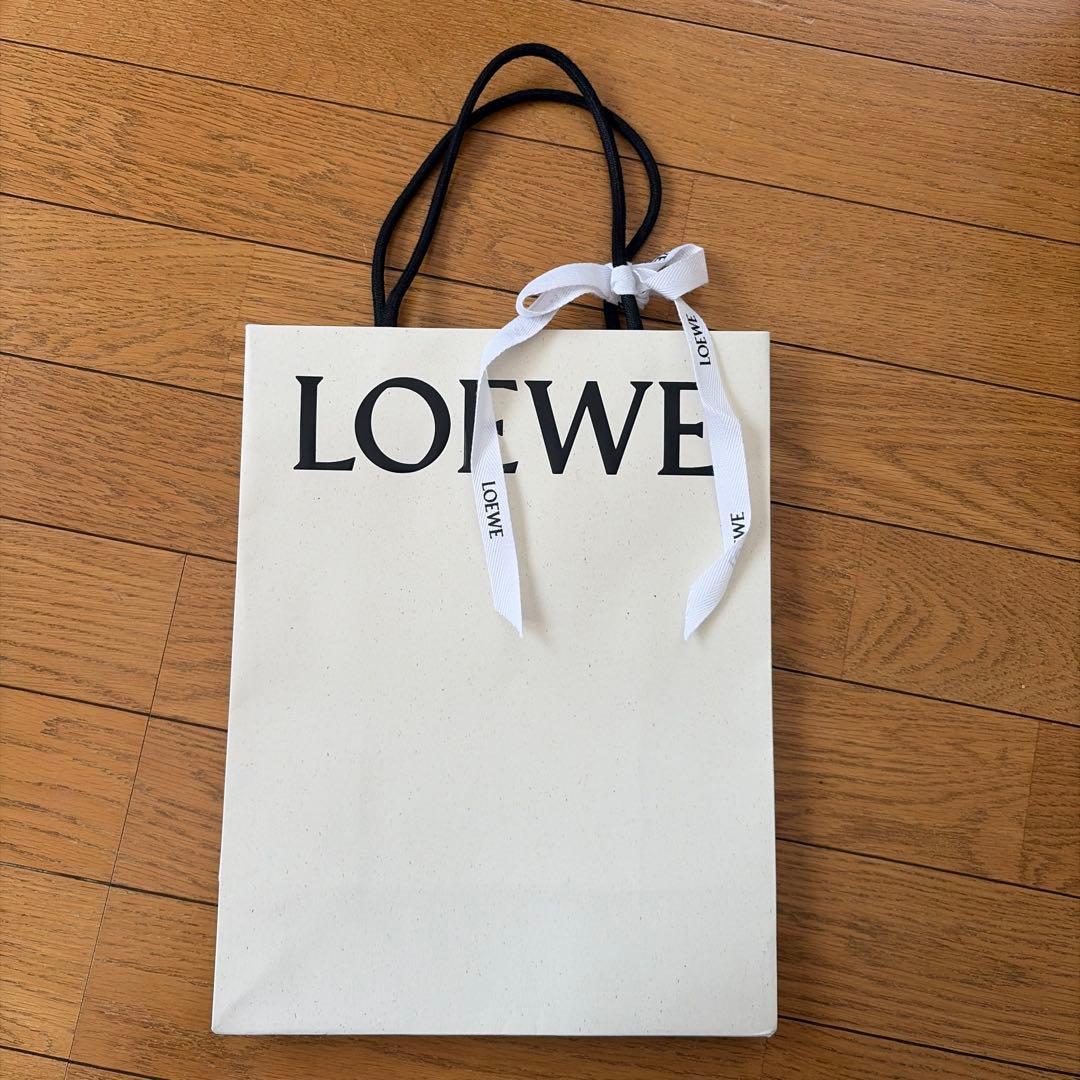 ロエベ LOEWE ボディローション アイビー 360ml ショッパー付き - メルカリ