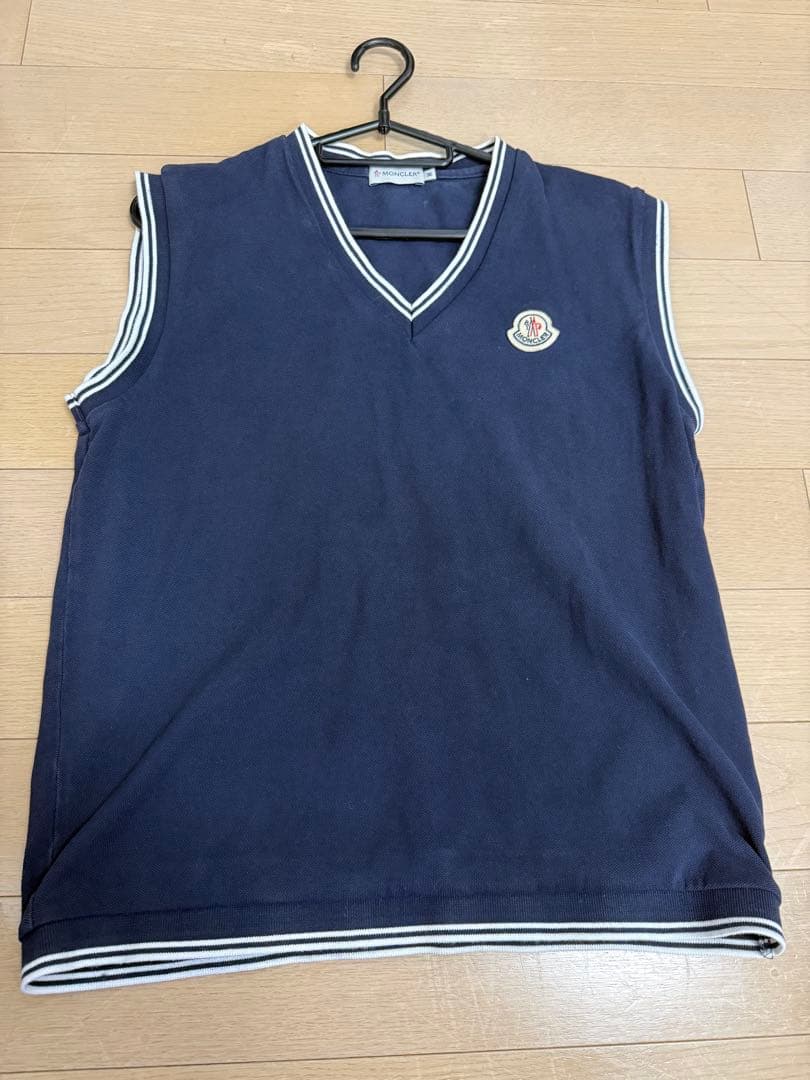 【美品】 MONCLER 正規品 Vネック ベスト ニット タンクトップM リアルスタイル REAL STYLE ニットベスト レディース 前開き 夏 秋 前