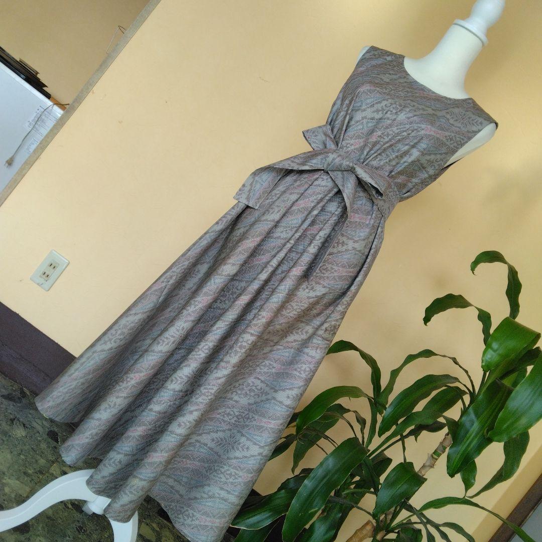 白大島紬着物ら、バイアス仕立てロングフレアーワンピース M寸 - メルカリ