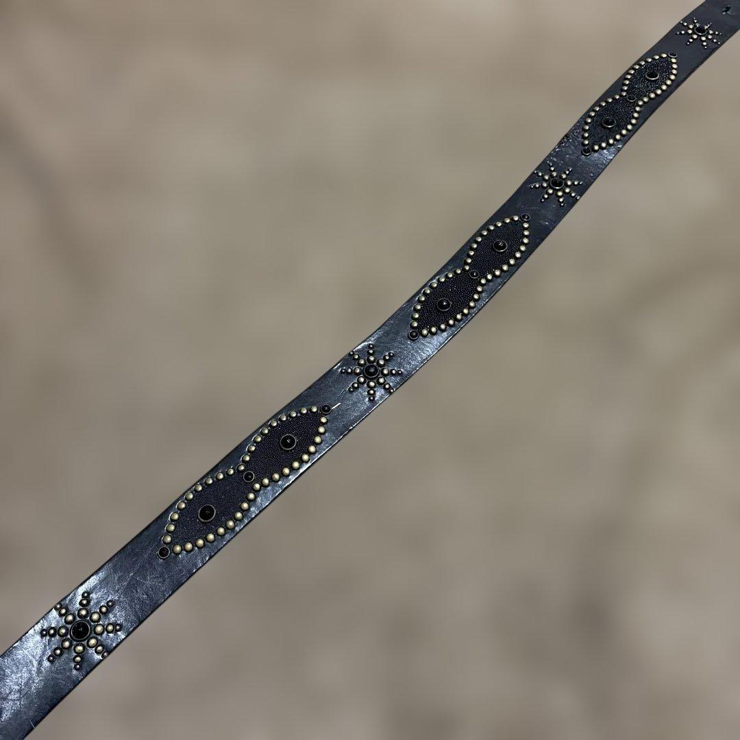 HTC ピーナッツ スティングレイ レザースタッズベルト ブラック ブラス