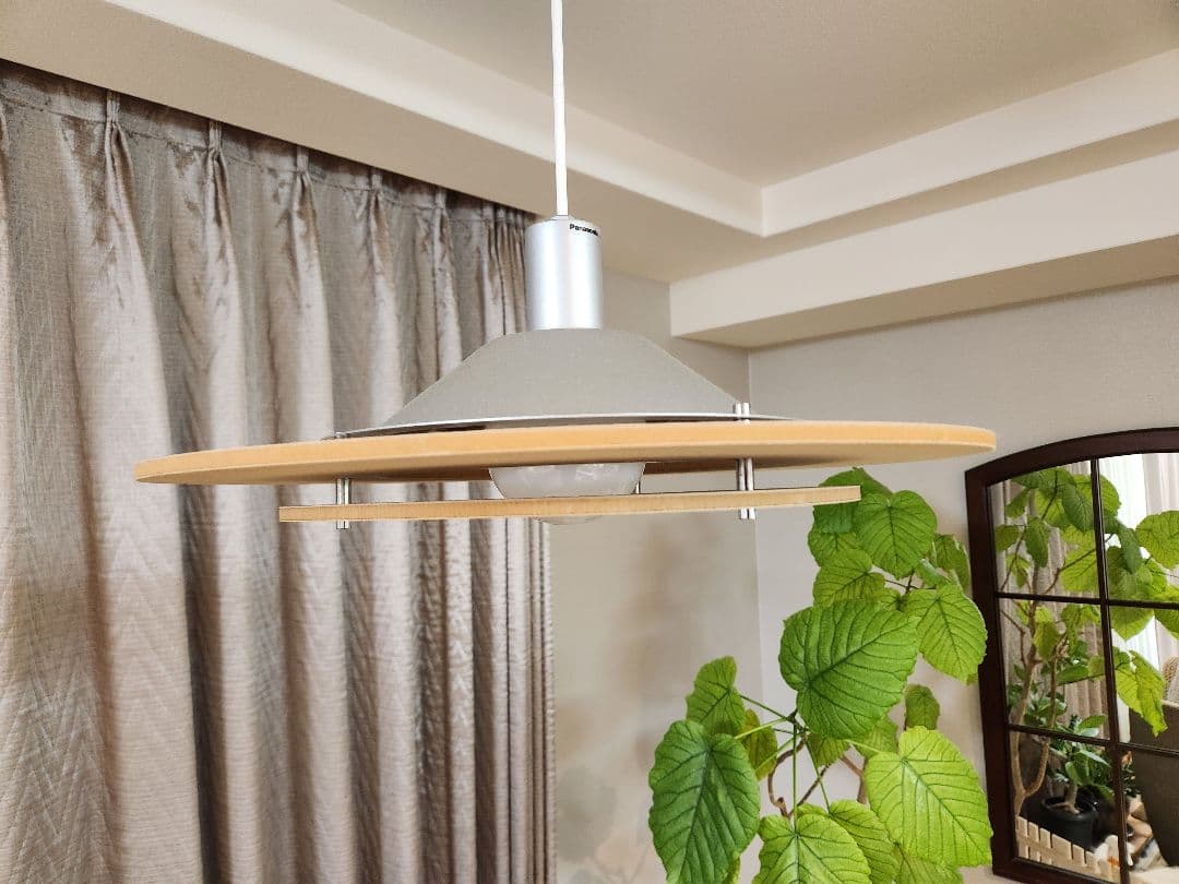 パナソニック ペンダントライト HH-LP360L 電球つき 概要 LED電球ペンダント HH-LP360L | LED照明器具（シーリングライト