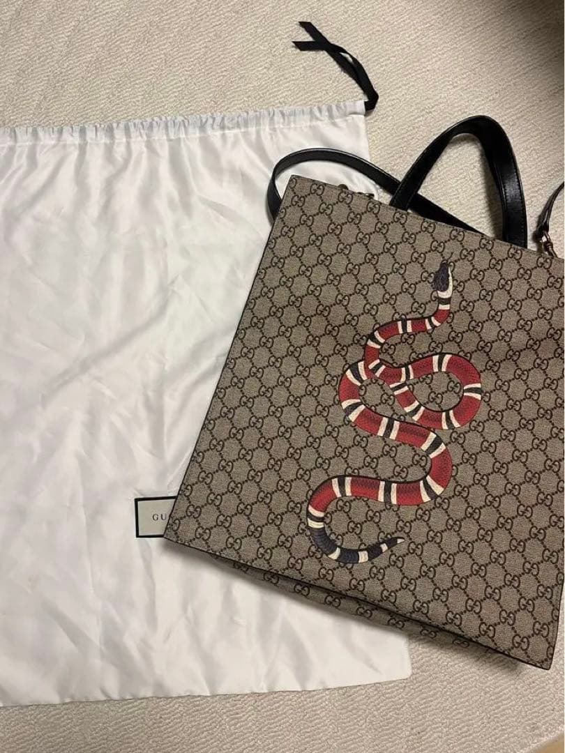 GUCCI GGスプリーム スネーク トートバッグ A4 収納 メンズ