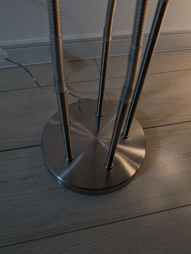 廃盤 イケア Tived フレキシブルアーム テーブルランプ 読書灯